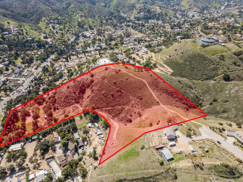 10131 Johanna Ave, Sunland, CA à vendre - Photo du bâtiment - Image 1 de 25
