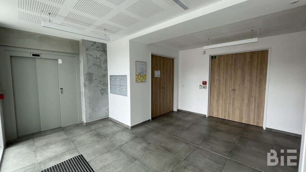 4 Rue Théodore Blanc, Bruges à louer - Photo du bâtiment - Image 2 de 10