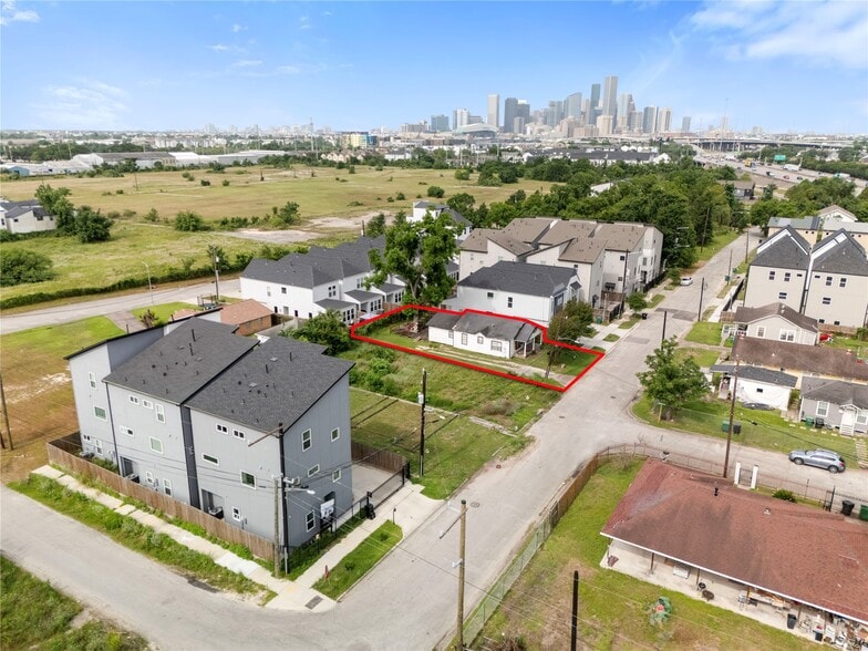 4110 Buck St, Houston, TX à vendre - Photo du bâtiment - Image 2 de 5