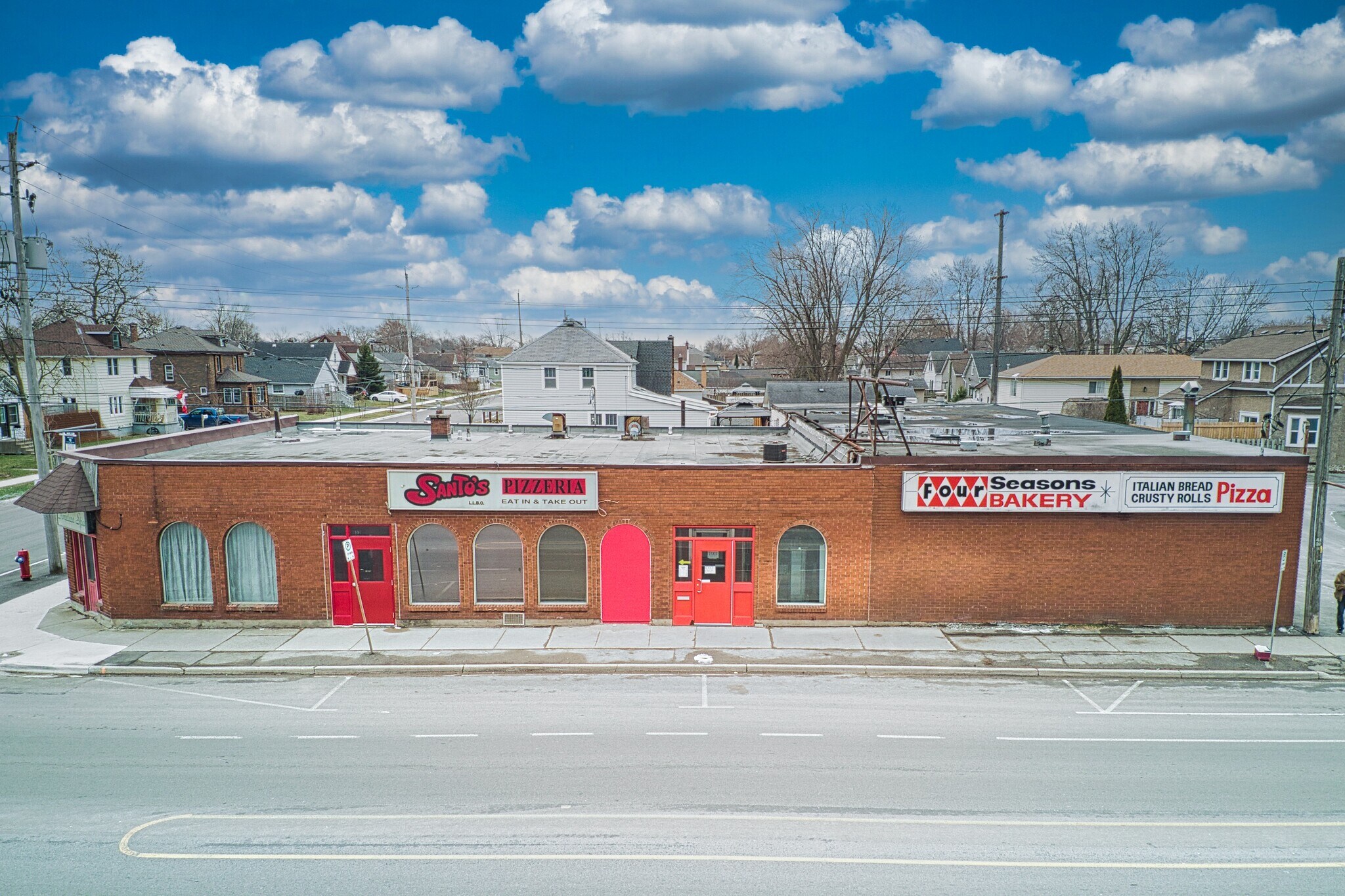 633 E Main St, Welland, ON for sale Primary Photo- Image 1 of 1