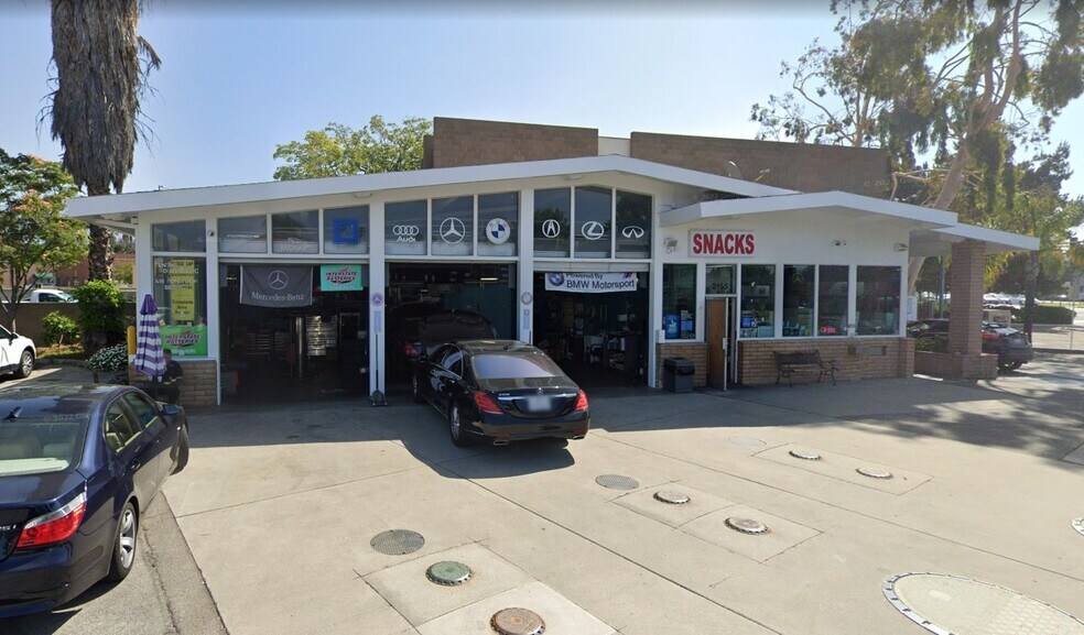 2155 Huntington Dr, San Marino, CA à vendre - Photo du bâtiment - Image 3 de 5