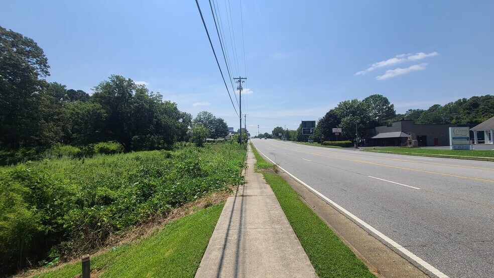 2546 Canton Rd, Marietta, GA à vendre - Photo principale - Image 3 de 11