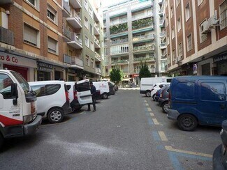 Plus de détails pour Calle Cristo de Medinaceli, 6-6, Granada - Commerce de détail à louer