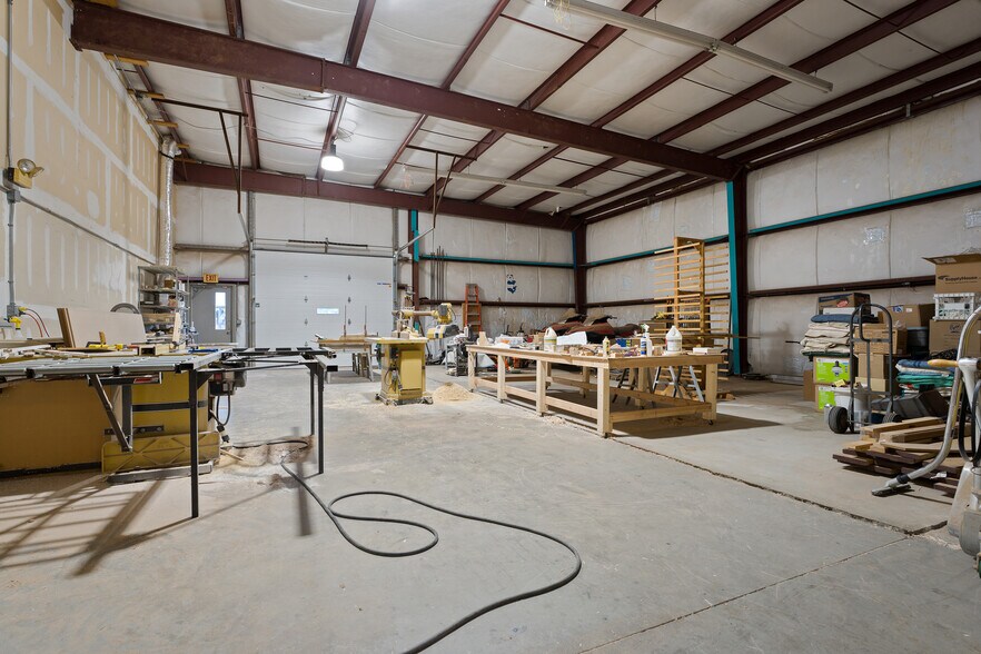 11 Overlook Dr, Hamden, CT à vendre - Photo du bâtiment - Image 2 de 20