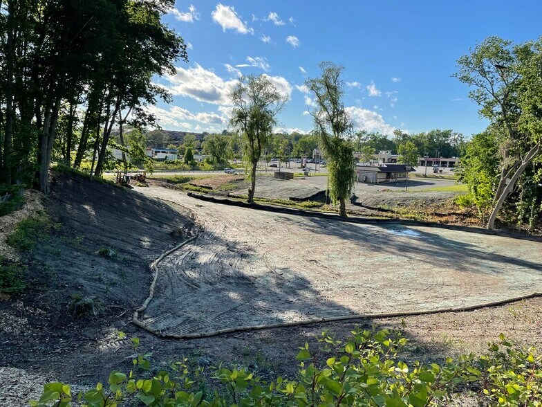 25 Kane St, Hartford, CT à louer - Photo du bâtiment - Image 3 de 6