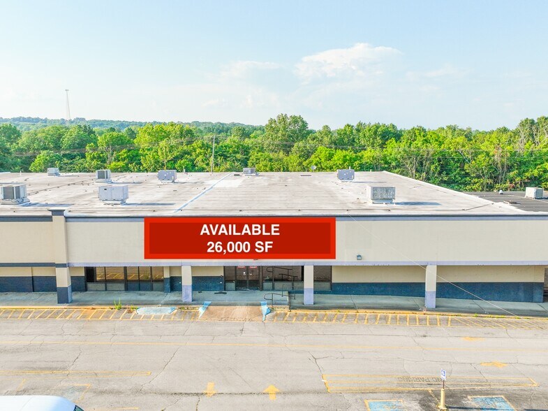 1750-1804 Mooresville Hwy, Lewisburg, TN à louer - Photo du bâtiment - Image 3 de 11