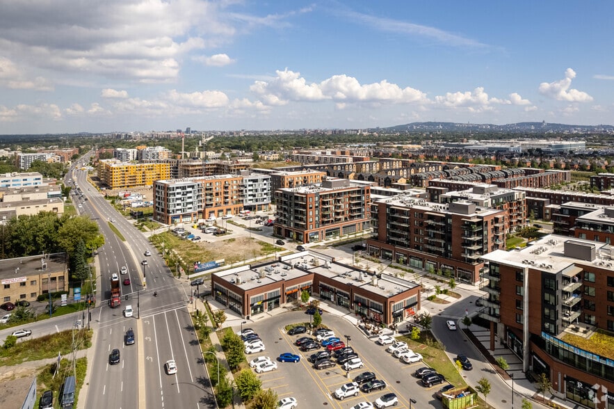 5500-5540 Boul Henri-Bourassa O, Saint-Laurent, QC à louer - Aérien - Image 2 de 6