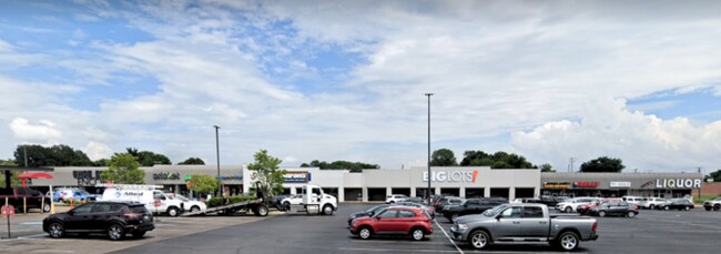 More details for 2650 Lake Rd, Dyersburg, TN - Retail for Lease