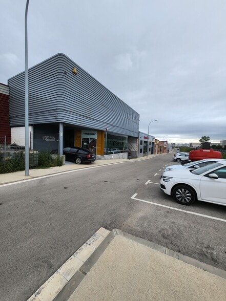 Industrial in Sant Esteve Sesrovires, Barcelona for lease - Building Photo - Image 2 of 35