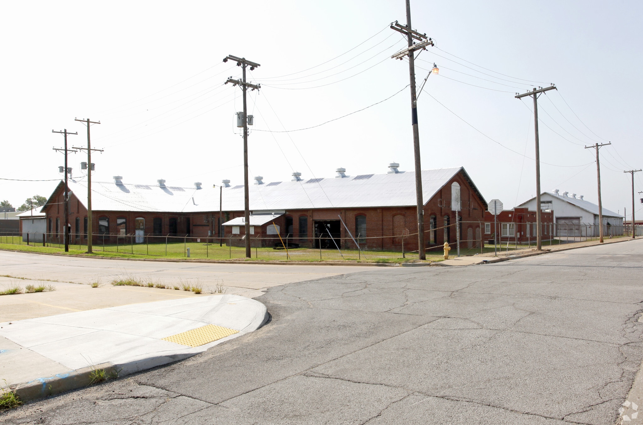 65 N Madison Ave, Tulsa, OK for lease Primary Photo- Image 1 of 4