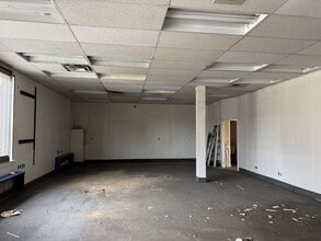 400-404 Montreal Rd, Cornwall, ON for lease Interior Photo- Image 1 of 1