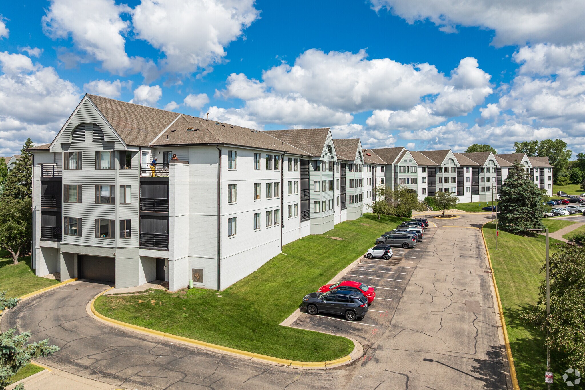 1180 Cushing Cir, Saint Paul, MN à vendre Photo principale- Image 1 de 37