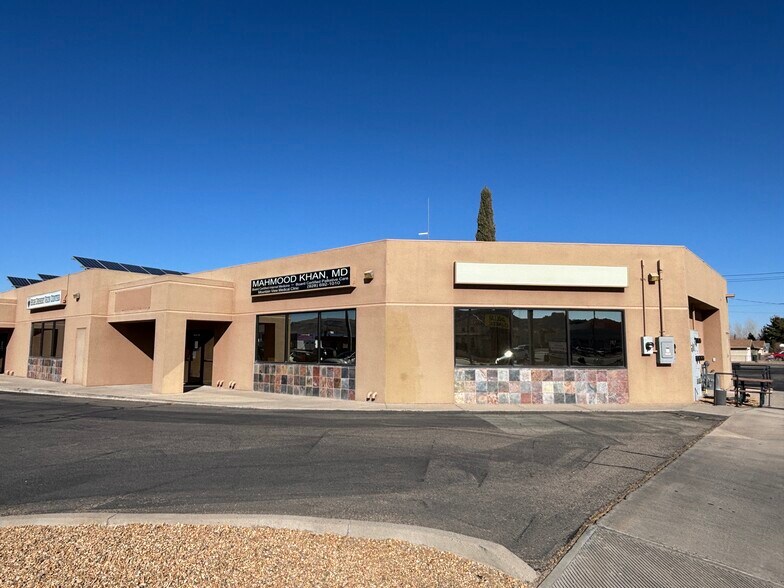 2002 N Stockton Hill Rd, Kingman, AZ à vendre - Photo du bâtiment - Image 2 de 37