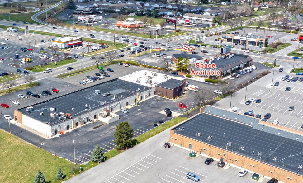 6085-6115 Mcnaughten Rd, Columbus, OH for lease - Building Photo - Image 2 of 15