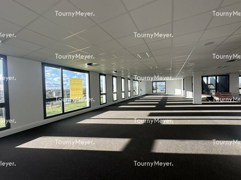Bureau dans Rezé à louer - Photo du bâtiment - Image 2 de 4