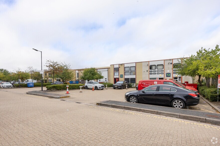 20 Plover Clos, Newport Pagnell à louer - Photo principale - Image 3 de 4