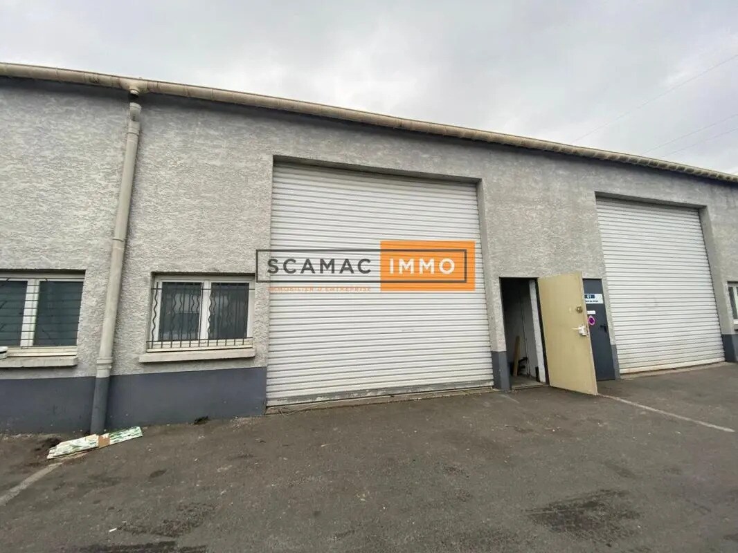 Industrial in Villeneuve-Saint-Georges for lease Building Photo- Image 1 of 17
