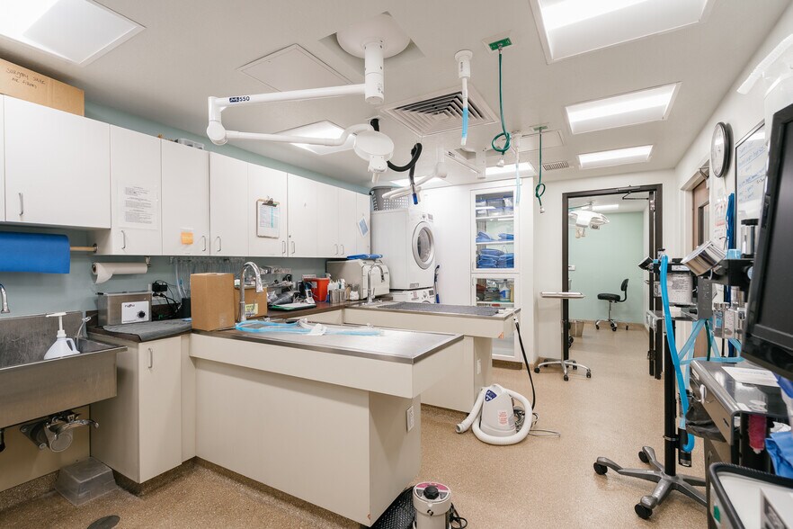 6400 4th St N, Saint Petersburg, FL for sale - Building Photo - Image 2 of 19