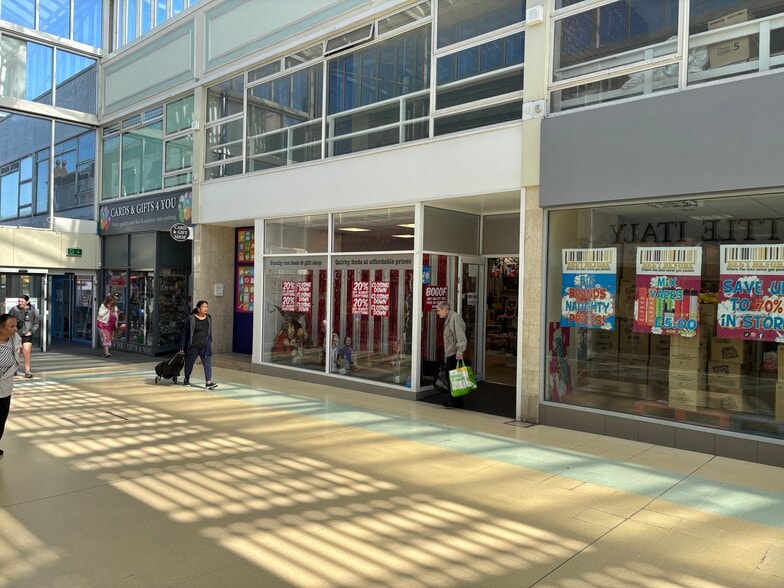Churchill Shopping Centre, Dudley for lease - Building Photo - Image 3 of 19