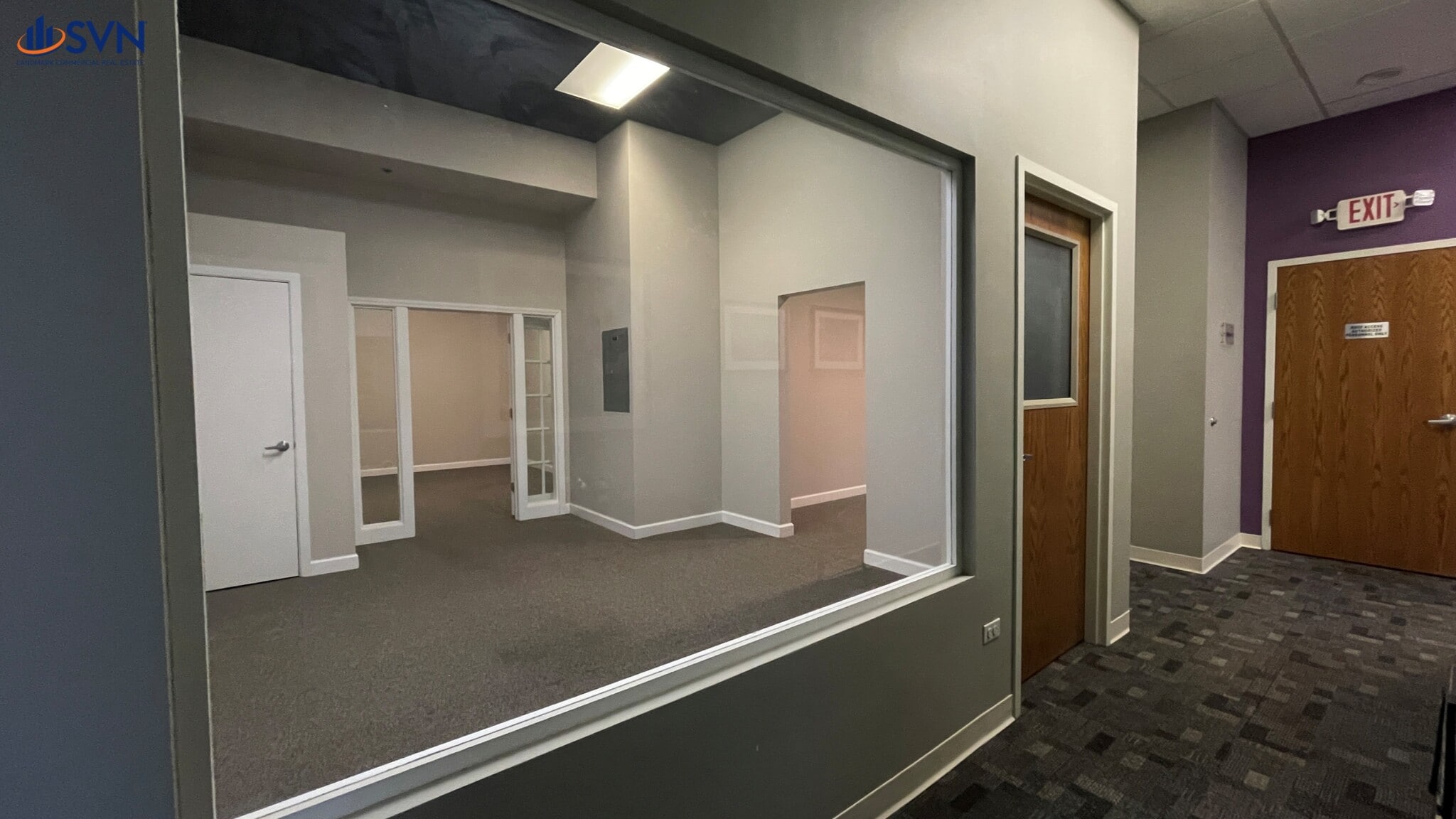 524 W State St, Geneva, IL for lease Interior Photo- Image 1 of 5