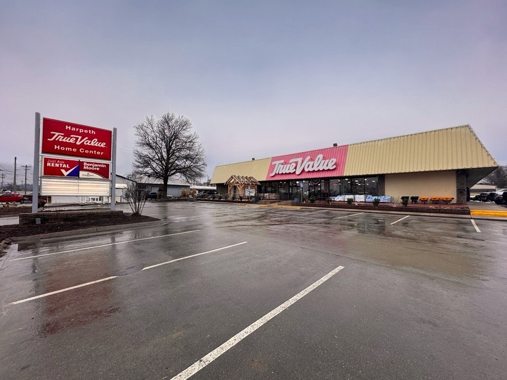 203 Downs Blvd, Franklin, TN for lease Primary Photo- Image 1 of 10