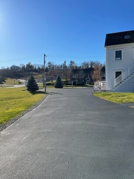 226 Chief Justice Cushing Hig Hwy, Cohasset, MA for lease - Building Photo - Image 2 of 10