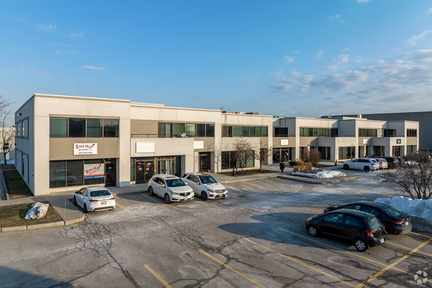 2595 Skymark Ave, Mississauga, ON for lease - Building Photo - Image 2 of 4