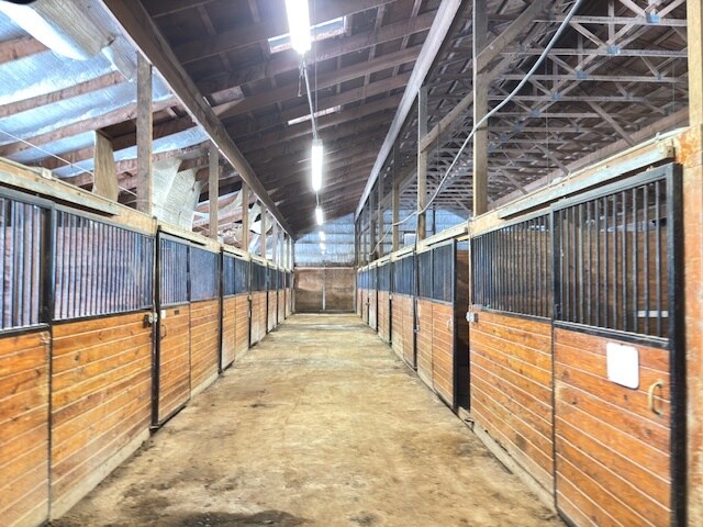 173 Sarah Wells Trl, Campbell Hall, NY à vendre - Photo du bâtiment - Image 3 de 42