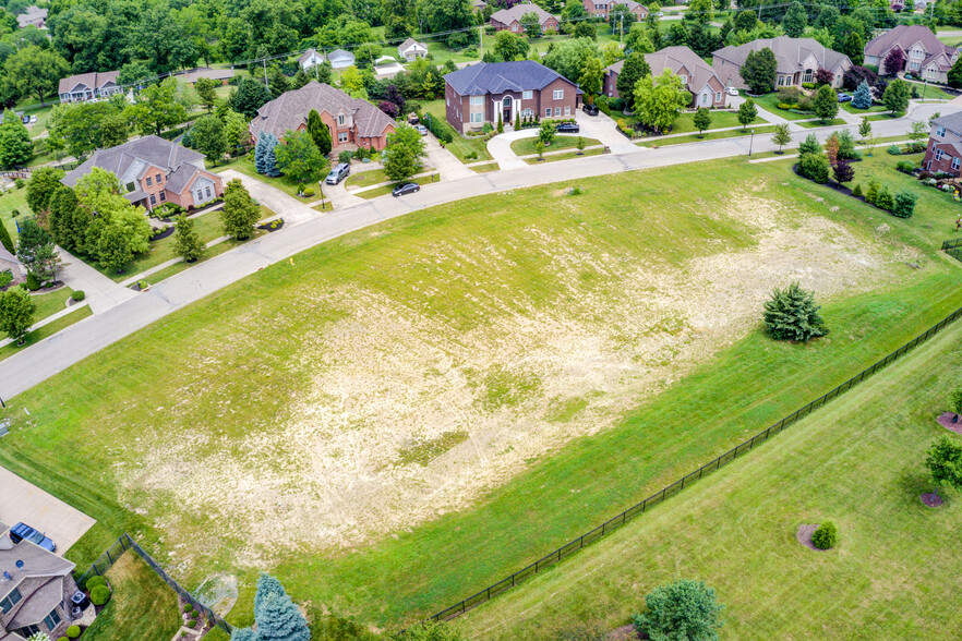 7217 Southampton Ln, West Chester, OH for sale - Aerial - Image 1 of 1