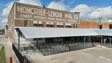 2103 Lyons Ave, Houston, TX for lease Building Photo- Image 1 of 11
