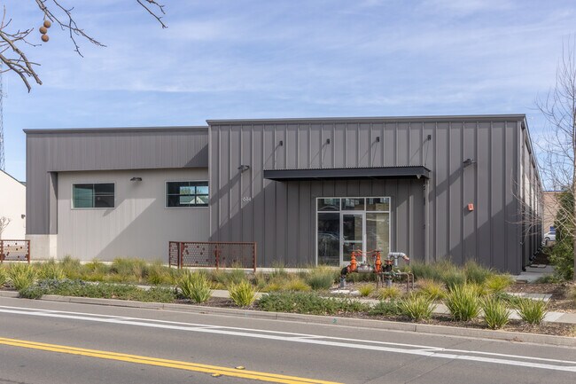 More details for 614 Cantrill Dr, Davis, CA - Industrial for Lease