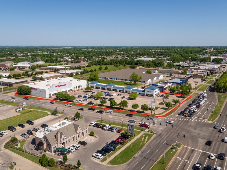 1427 S Broadway, Edmond, OK for lease - Building Photo - Image 1 of 2