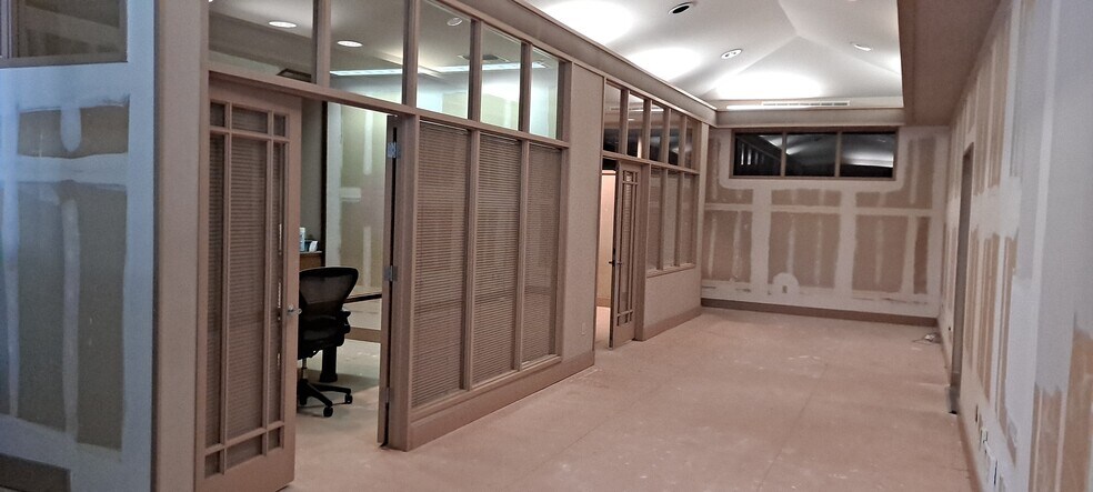 28-30 N Marengo Ave, Pasadena, CA à vendre - Photo intérieure - Image 3 de 11