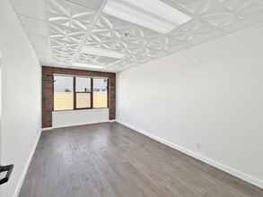 885 Oak Grove Ave, Menlo Park, CA for lease Interior Photo- Image 1 of 2