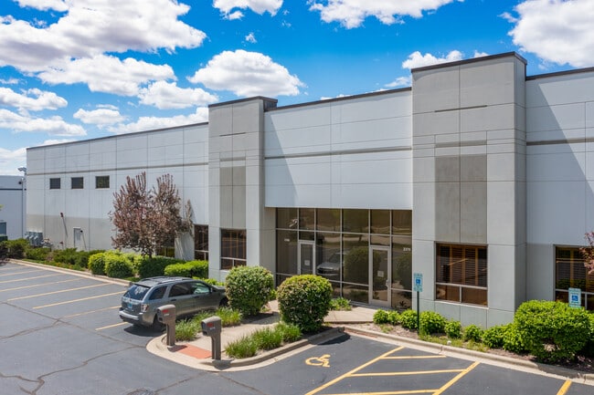 Plus de détails pour 2360-2380 Vantage Dr, Elgin, IL - Industriel à louer