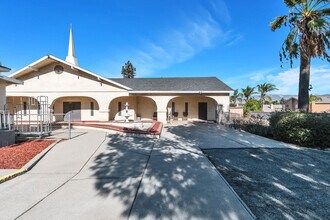 1471 San Bernardino Ave, Colton, CA for lease Interior Photo- Image 1 of 24