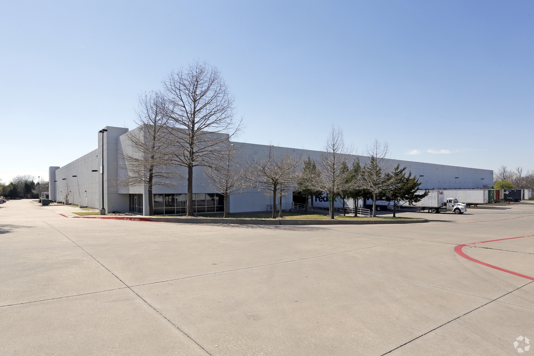 3701 E Randol Mill Rd, Arlington, TX à louer Photo principale- Image 1 de 5