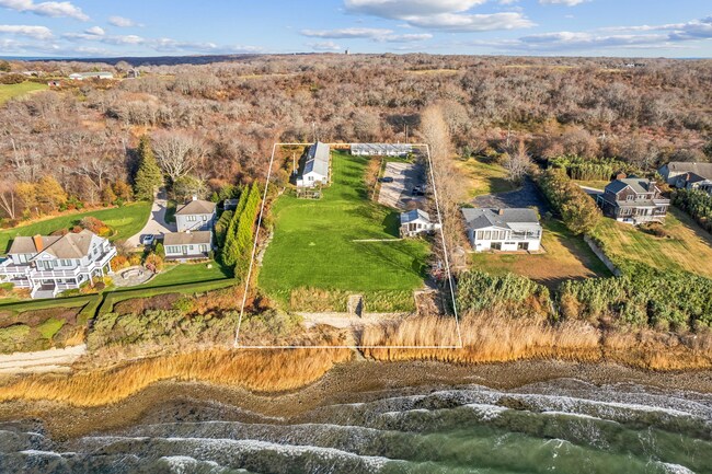 Plus de détails pour 131 E Lake Dr, Montauk, NY - Multi-résidentiel à vendre