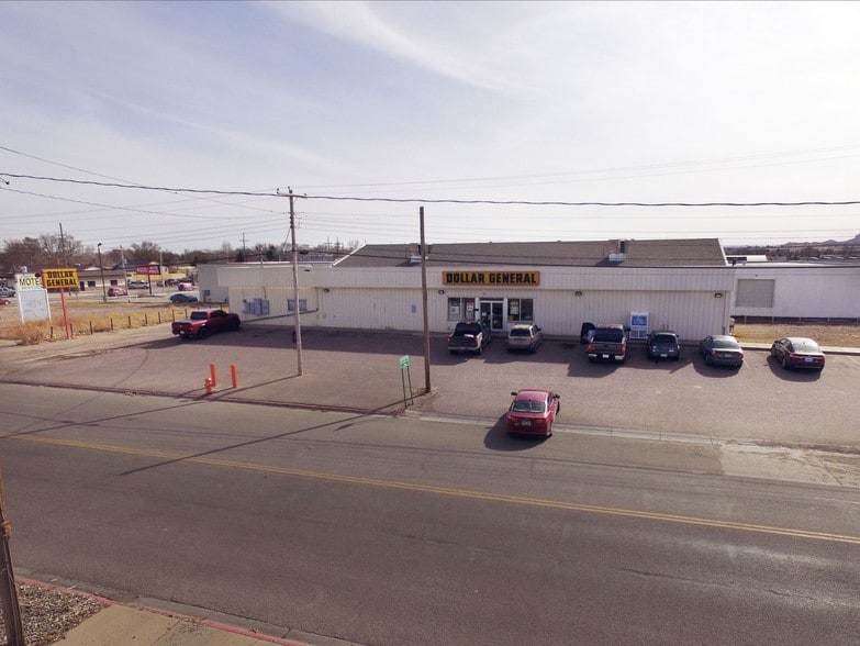 918 W 27th St, Scottsbluff, NE for lease - Building Photo - Image 3 of 6