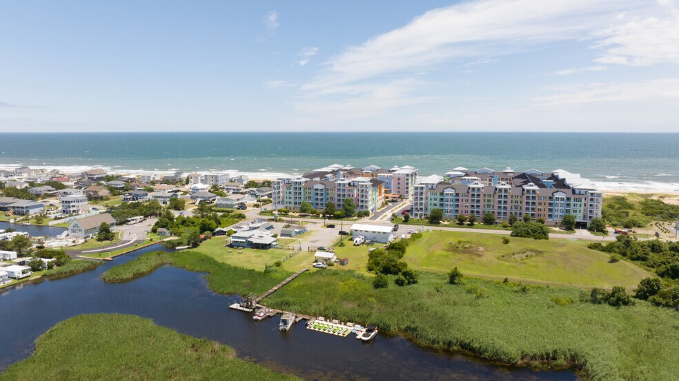 3713 Sandpiper Rd, Virginia Beach, VA à vendre - Photo du bâtiment - Image 2 de 7