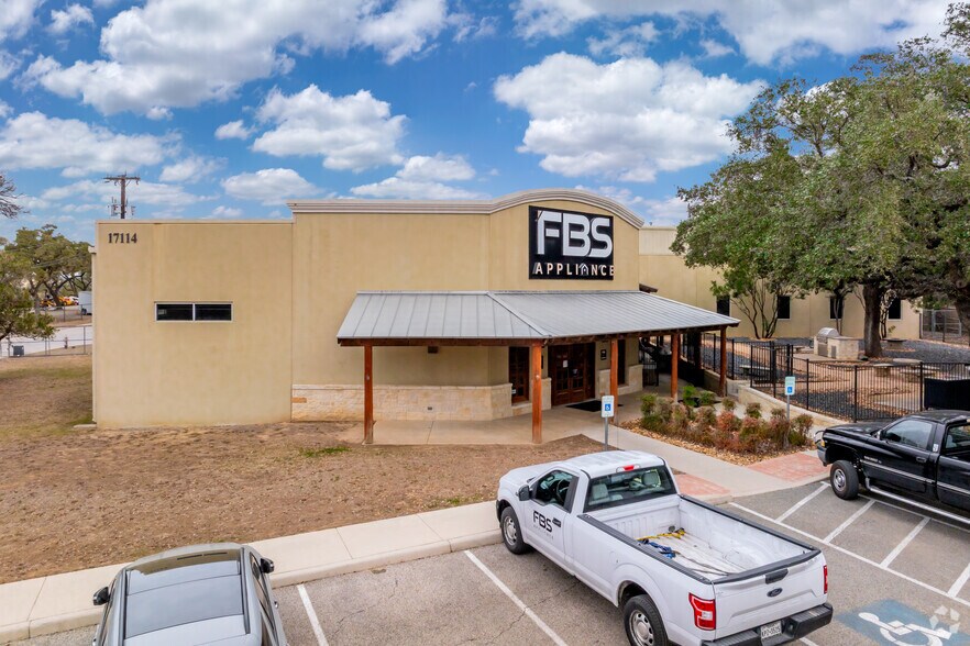 17114 Classen Rd, San Antonio, TX à louer - Photo du bâtiment - Image 1 de 4