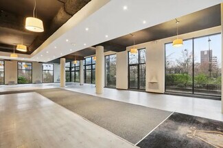 Plus de détails pour 2 Rue Olivier Messiaen, Paris - Bureau à vendre