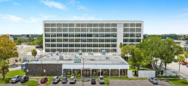 More details for 9309 S Orange Blossom Trl, Orlando, FL - Hospitality for Sale