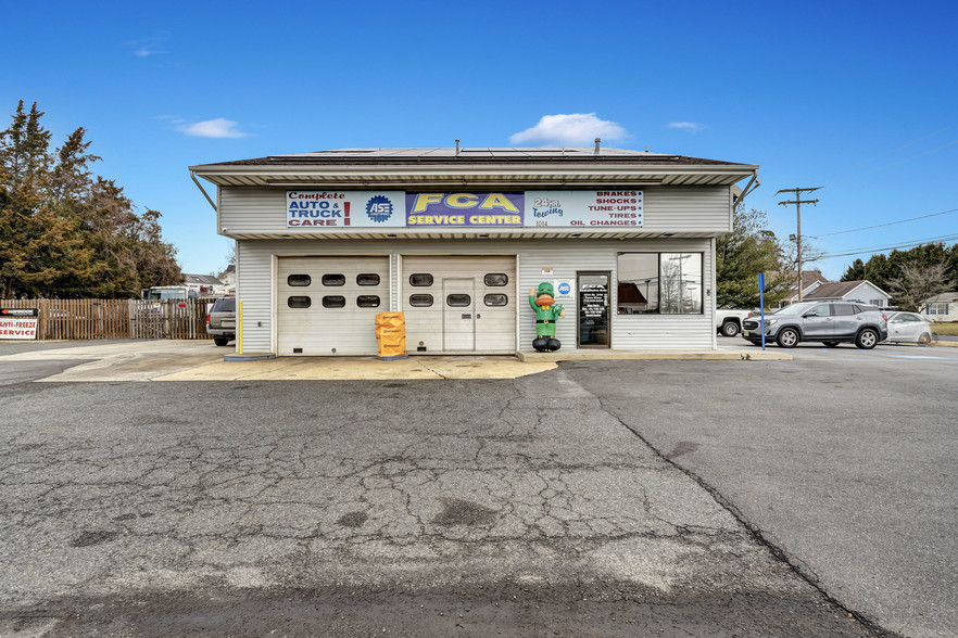 1014 Route 37 W, Toms River, NJ à vendre - Photo du bâtiment - Image 1 de 1