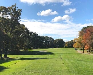 More details for 655 Old Baptist Rd, North Kingstown, RI - Sports & Entertainment for Sale