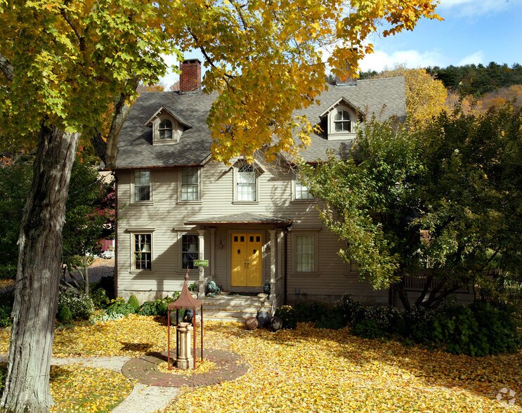 259 Main St S, Woodbury, CT à louer - Photo principale - Image 1 de 29