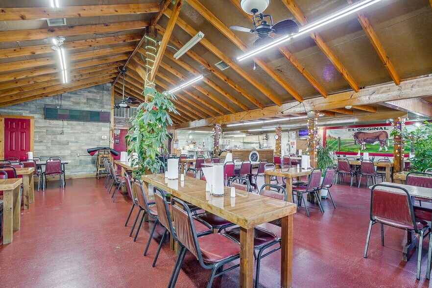 1617 NW 25th St, Fort Worth, TX à vendre - Photo du bâtiment - Image 3 de 6