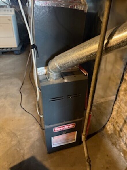 2546 Neil Ave, Columbus, OH à vendre - Photo du bâtiment - Image 3 de 19