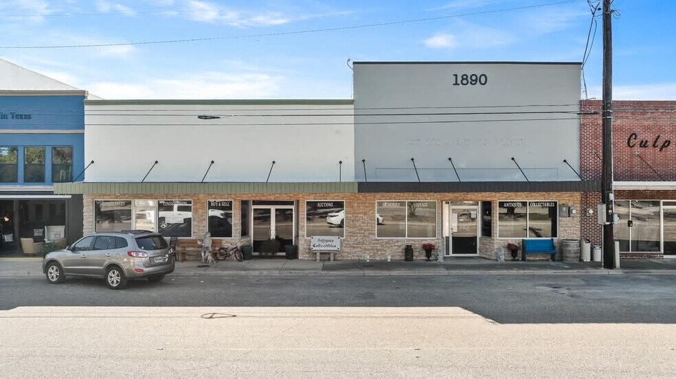 107 W Main St, Cameron, TX à louer - Photo du bâtiment - Image 1 de 39