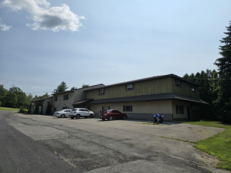 445 Leslie Rd, Massena, NY for sale - Building Photo - Image 2 of 3